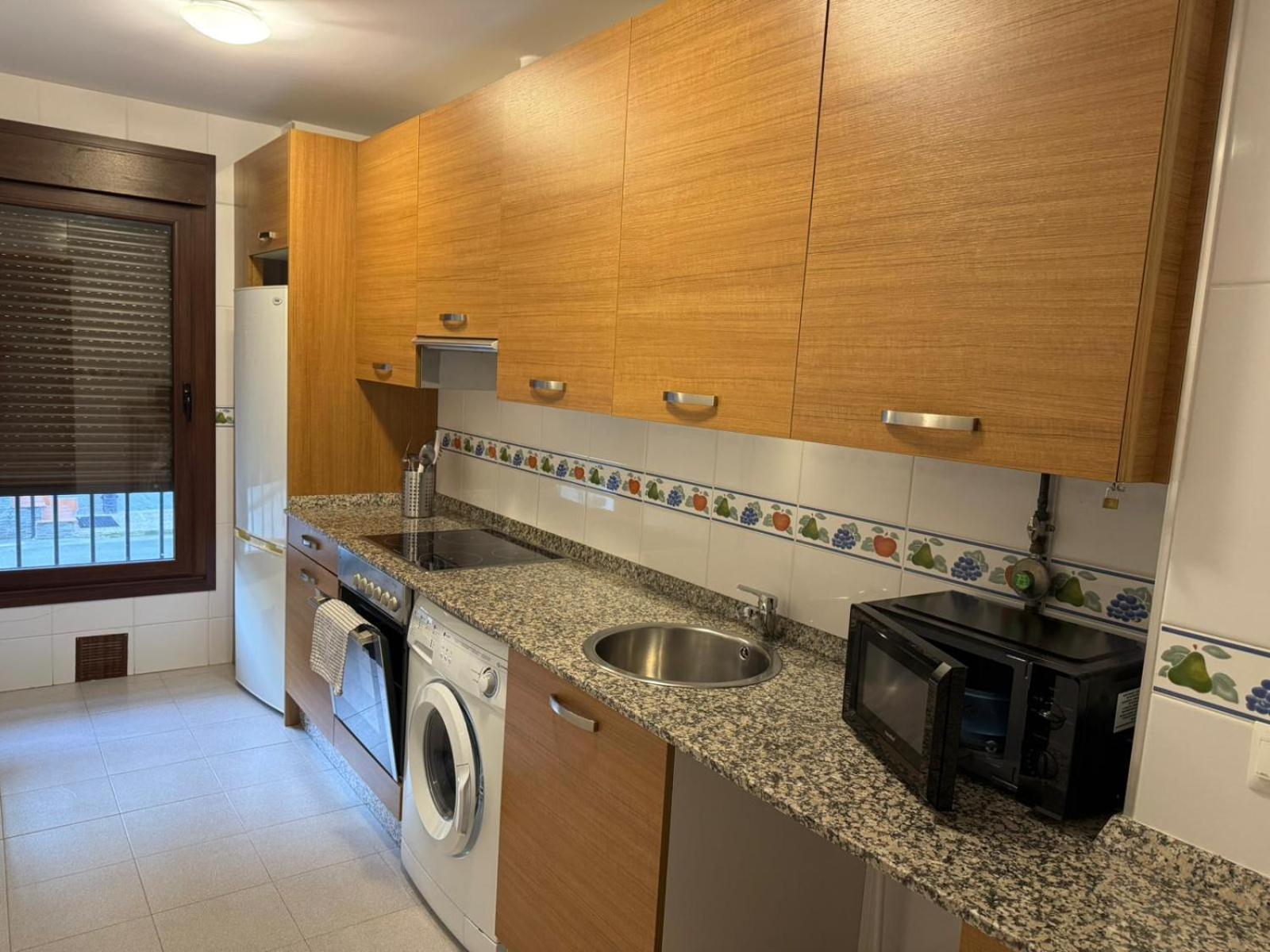 Apartamentos El Caxigu Arenas De Cabrales Εξωτερικό φωτογραφία