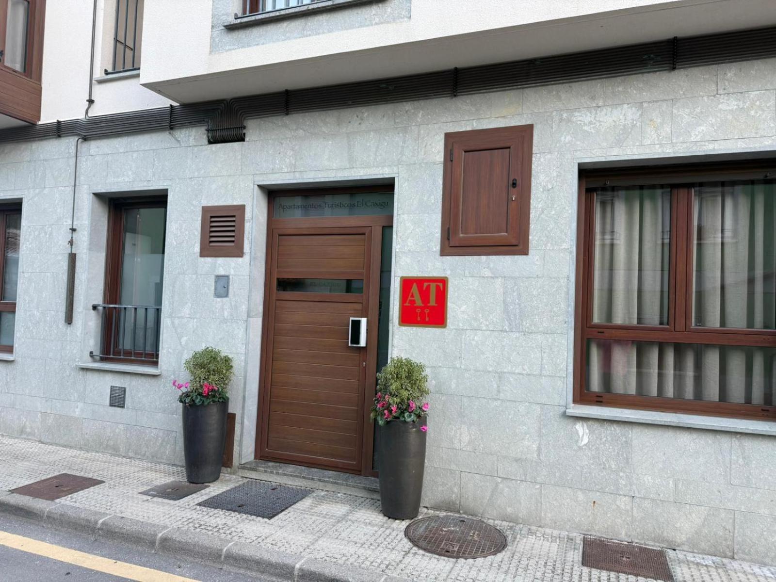 Apartamentos El Caxigu Arenas De Cabrales Εξωτερικό φωτογραφία