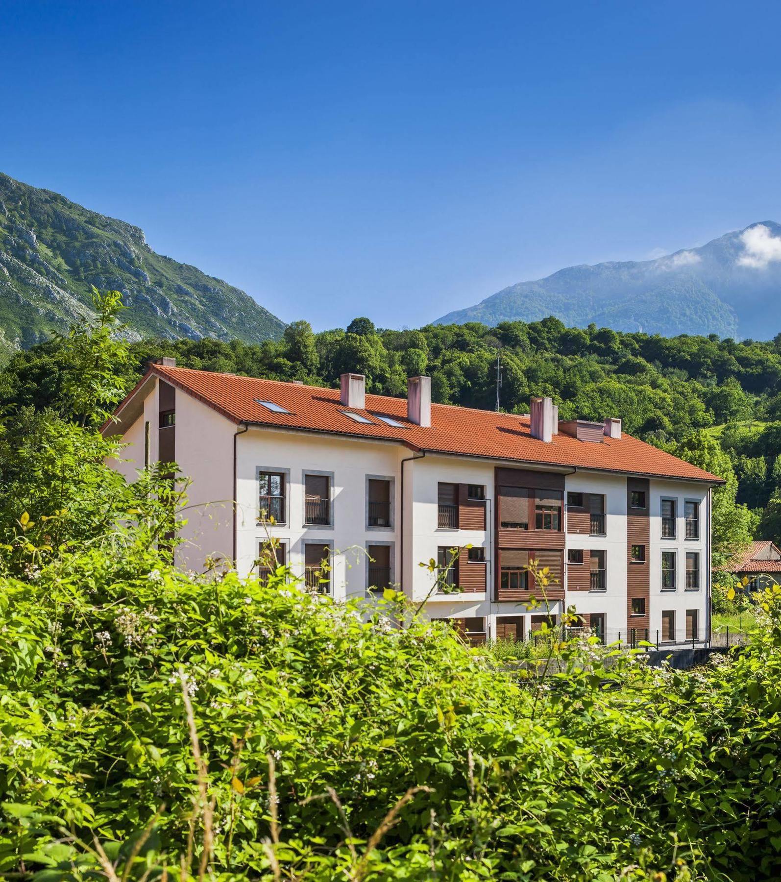 Apartamentos El Caxigu Arenas De Cabrales Εξωτερικό φωτογραφία